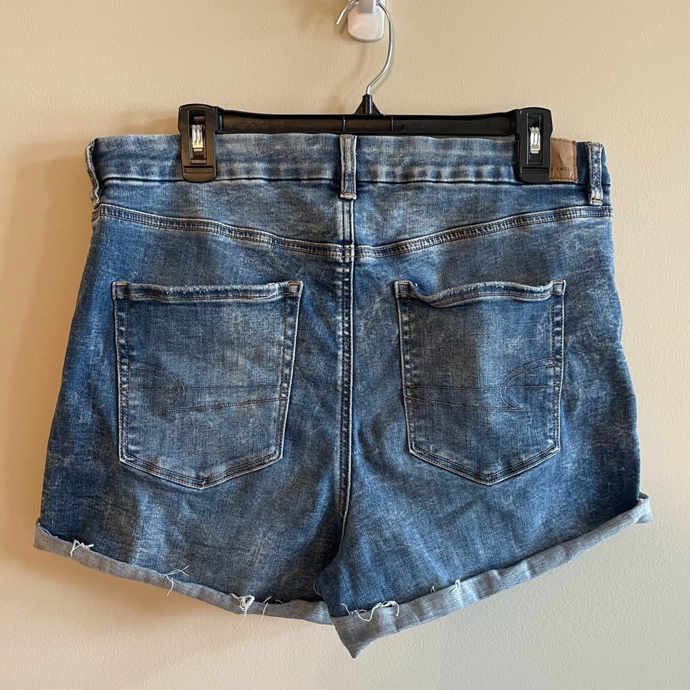 American Eagle High Rise Jeans ๐๐ค - Picture 4 of 4